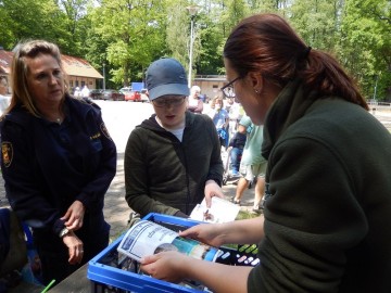 Piknik rodzinny w Lesie Łagiewnickim z okazji Dnia Matki i Dnia Dziecka, zorganizowany we współpracy z Fundacją Dzieciom Idziemy Razem oraz Strażą Miejską w Łodzi 26 maja 2019 r, <p>fot. A. Zaborowska</p>